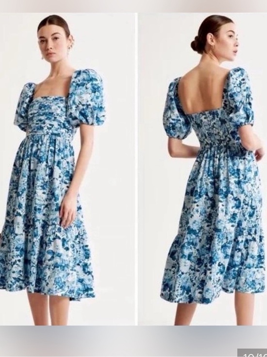 Abercrombie & Fitch Dresses & Skirts - Abercrombie & Fitch Emerson Blue and White Floral Puff-Sleeve Midi Dress Size S